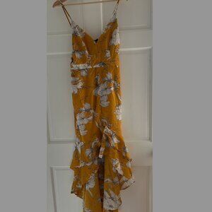 Ruffled Mid-Length Yellow Lulu's Dress with White Flowers
